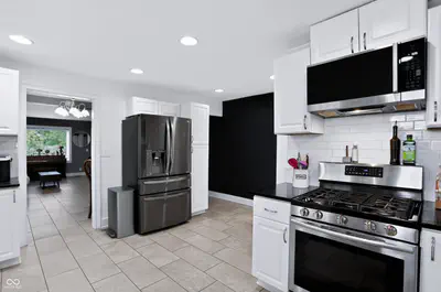 1702 Campbell Avenue, Indianapolis - 16