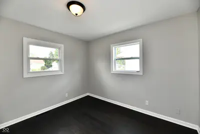 129 E McKenzie Road, Greenfield - 14