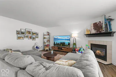 492 Acorn Drive, Whiteland - 10