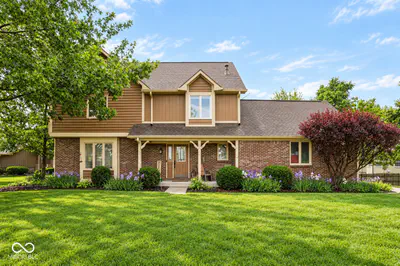 11452 Geist Woods Drive, Indianapolis