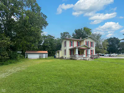 211 Bloomington Street, Greencastle - 16