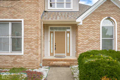 725 Greystone Court, Columbus - 9