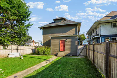 607 E 32nd Street, Indianapolis - 39