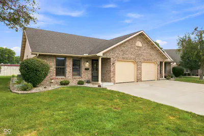 214 Doral Park Drive, Kokomo - 4