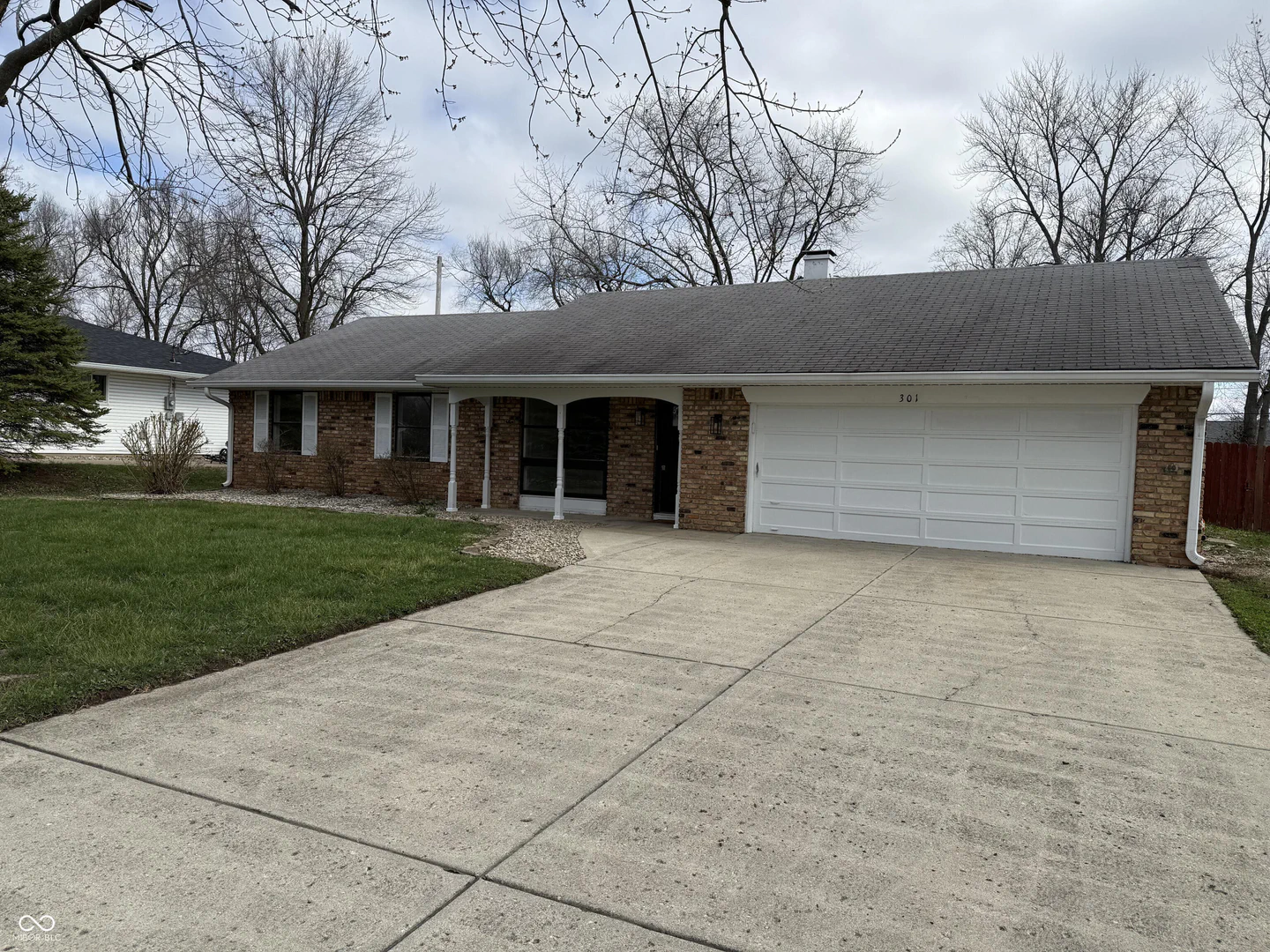 301 Meadow Drive, Greenwood