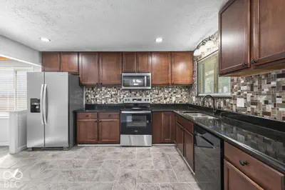 6724 Lawndale Avenue, Indianapolis - 12