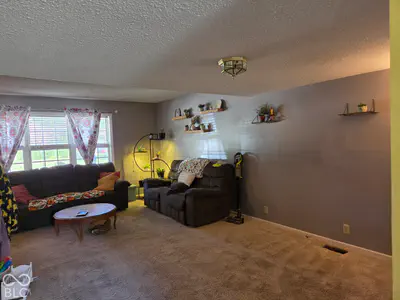 1205 Oak Street, Elwood - 4