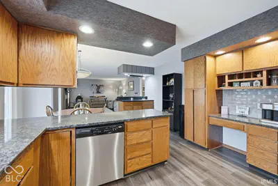 4701 Weir Drive, Muncie - 8