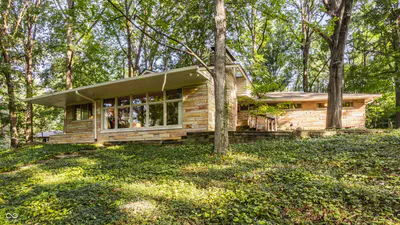 4255 Cooper Road, Indianapolis