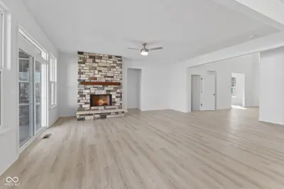 6890 Enclave Drive, McCordsville - 7