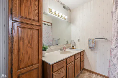 214 Doral Park Drive, Kokomo - 17