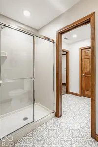 9037 Pinecreek Way, Indianapolis - 23