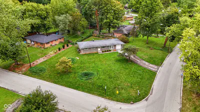 1160 Birnam Woods Trail, Carmel - 40