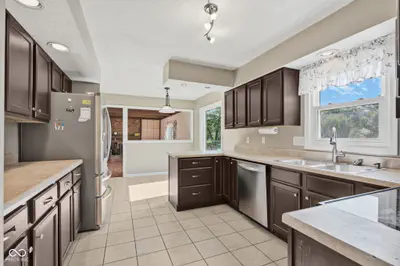7957 Castle Lake Road, Indianapolis - 11