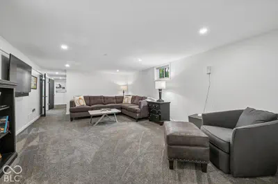 765 W Pine Street, Zionsville - 26