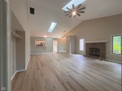 8138 Foxchase Circle, Indianapolis - 5