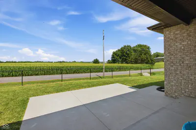3522 Castlerock Ct., Seymour - 33