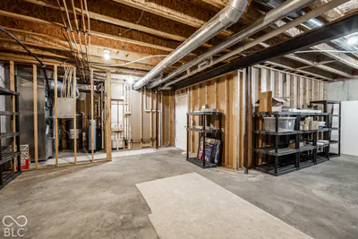 8156 Heyward Drive, Indianapolis - 59