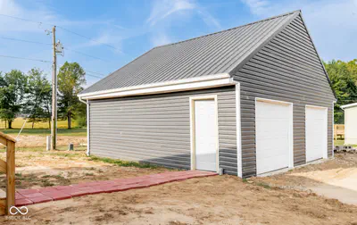 5954 US HWY 31, Seymour - 54