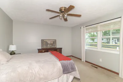 204 Creek Wood Drive, Greenfield - 32