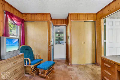 140 7th Avenue, Beech Grove - 18