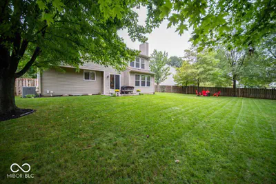 11979 Sellerton Drive, Fishers - 40