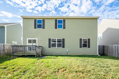 828 Blue Ash Trail, Greenwood - 44