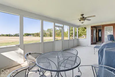 916 N 350 W, Greenfield - 71