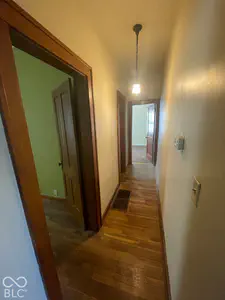 607 4th, Seymour - 21