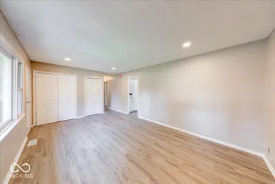 3226 Auburn Road, Indianapolis - 5
