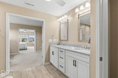 2662 Paperbark Creek Drive, Westfield - 31
