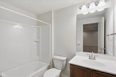 8752 Windpointe Pass, Zionsville - 39
