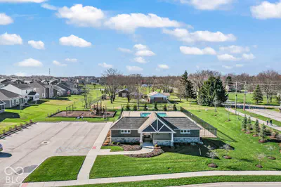6874 Nottingham Lane, McCordsville - 47