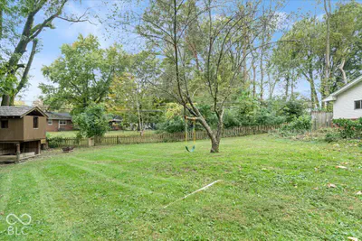 6802 Hillcrest Court, Indianapolis - 29