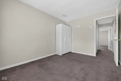 8512 Green Valley Drive, Indianapolis - 19