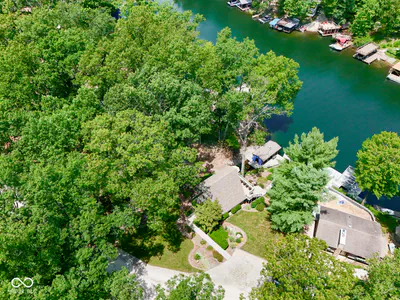 6250 Grosbeak Court, Nineveh - 33