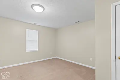 365 E Kerton Street, Scottsburg - 19