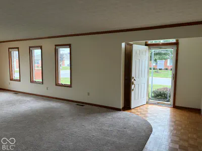 396 Vinewood Drive, Brownsburg - 6