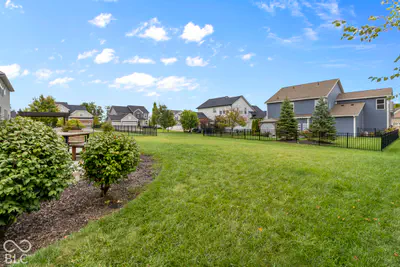 15975 Viking Meadows Drive, Westfield - 36