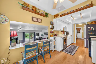 261 Oakwood, Greenwood - 21