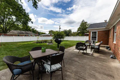 6821 Willoughby Court, Indianapolis - 28