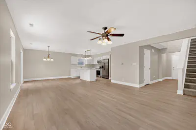 536 Bridgestone Drive, Indianapolis - 6