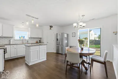 16665 Greensboro Drive, Westfield - 18