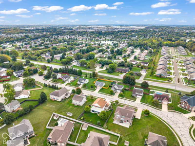 8328 Westcliffe Drive, Avon - 58