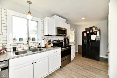 930 N Eaton Avenue, Indianapolis - 18
