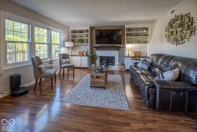 6416 Manchester Drive, Fishers - 14