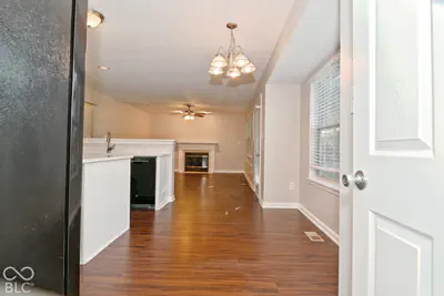 5524 Oakcrest Drive, Indianapolis - 23