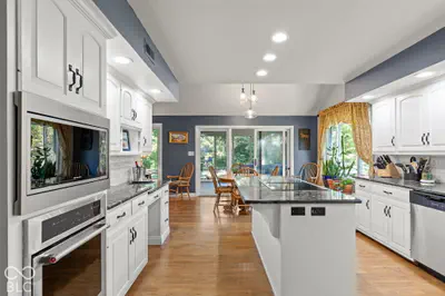 10704 Sand Key Circle, Indianapolis - 22