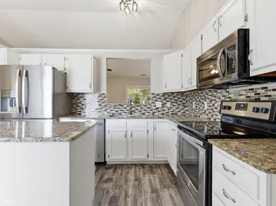 444 E Pine Ridge Drive, Westfield - 8