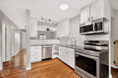 1636 Woodlawn Avenue, Indianapolis - 10